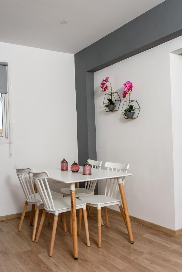Valdivian Flat 18 Apartment ลาร์นาคา ภายนอก รูปภาพ